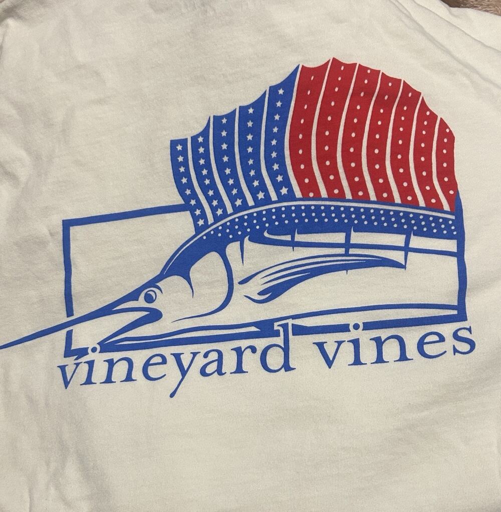 Vineyard Vines Mens Sailfish American Flag Long Sleeve Pocket T Shirt White L